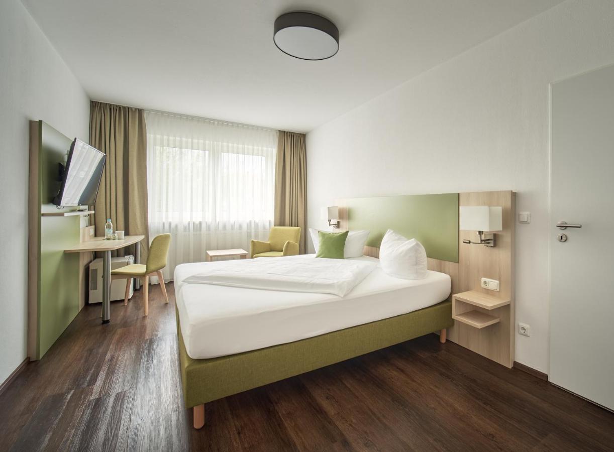 Marias Inn - Bed & Breakfast Garching bei München Exteriör bild